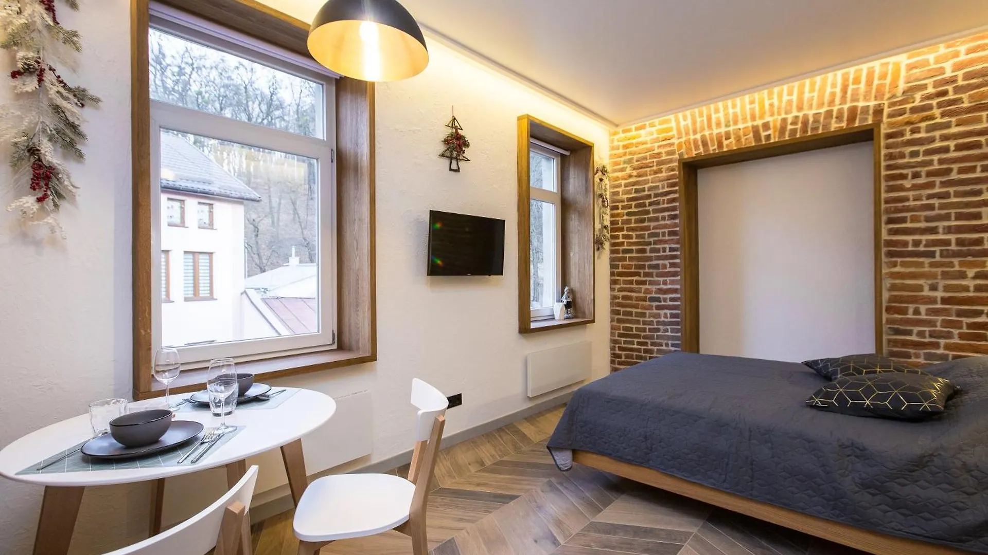 High Castle Park View Studio Lil Lviv Apartment